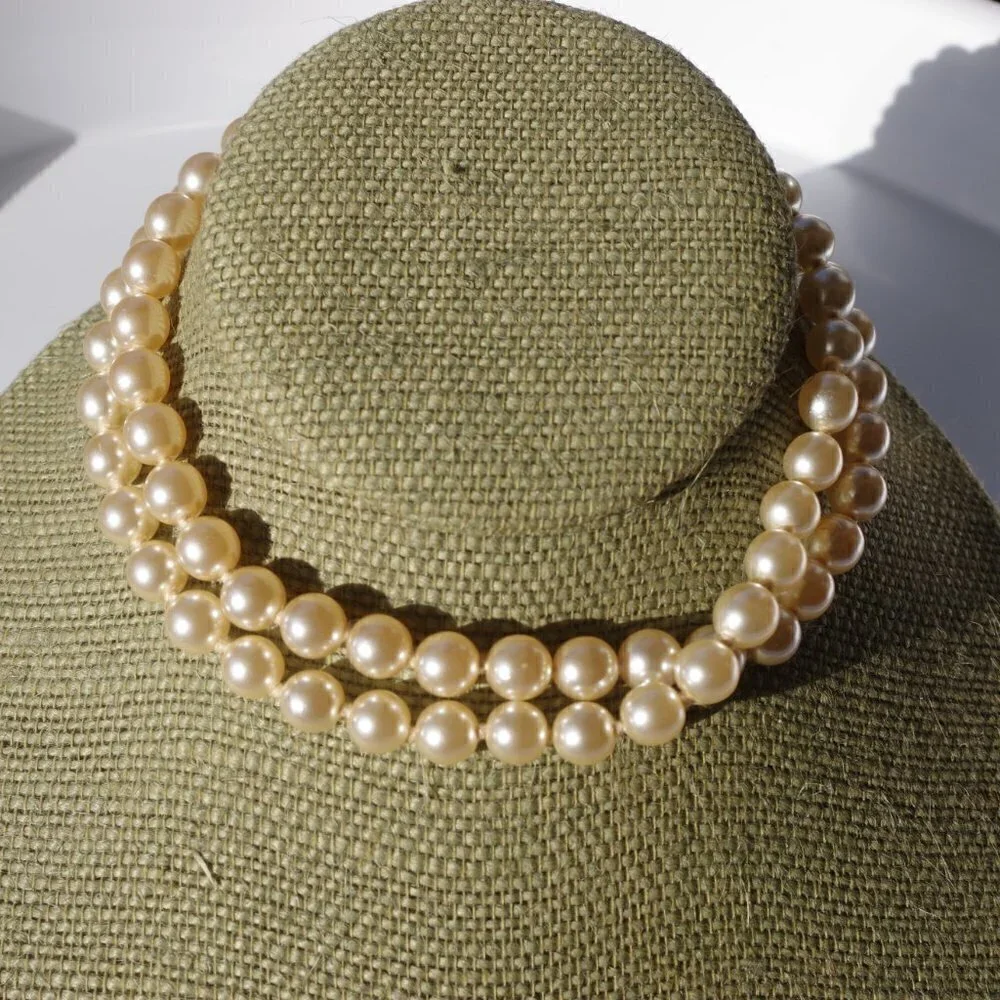 Women`s white faux pearl gold tone marked g.silver
